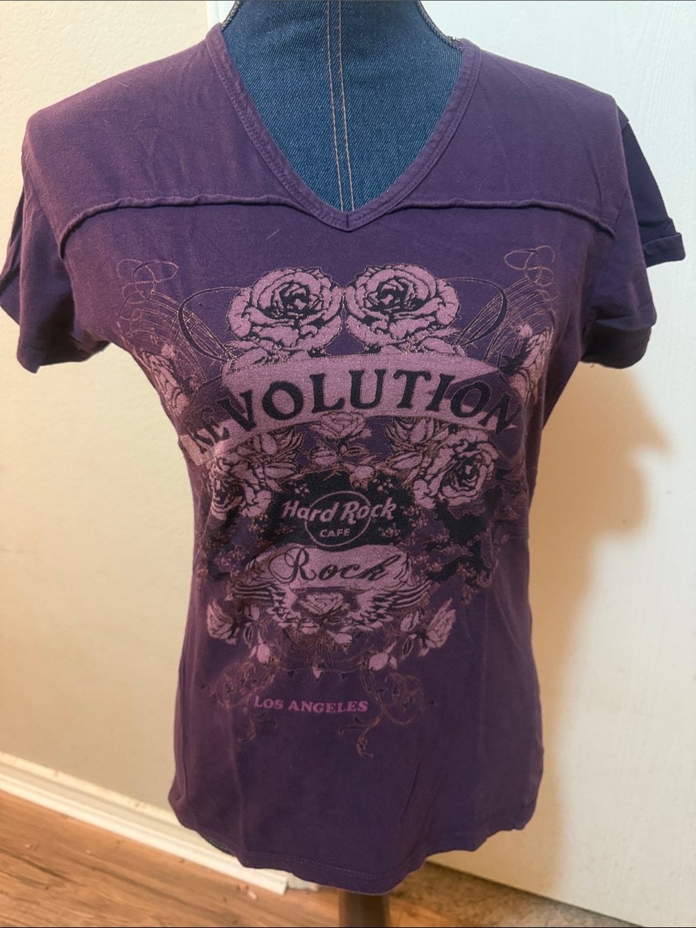 Hard Rock Cafe Purple Floral 'Revolution' V-Neck Tee
